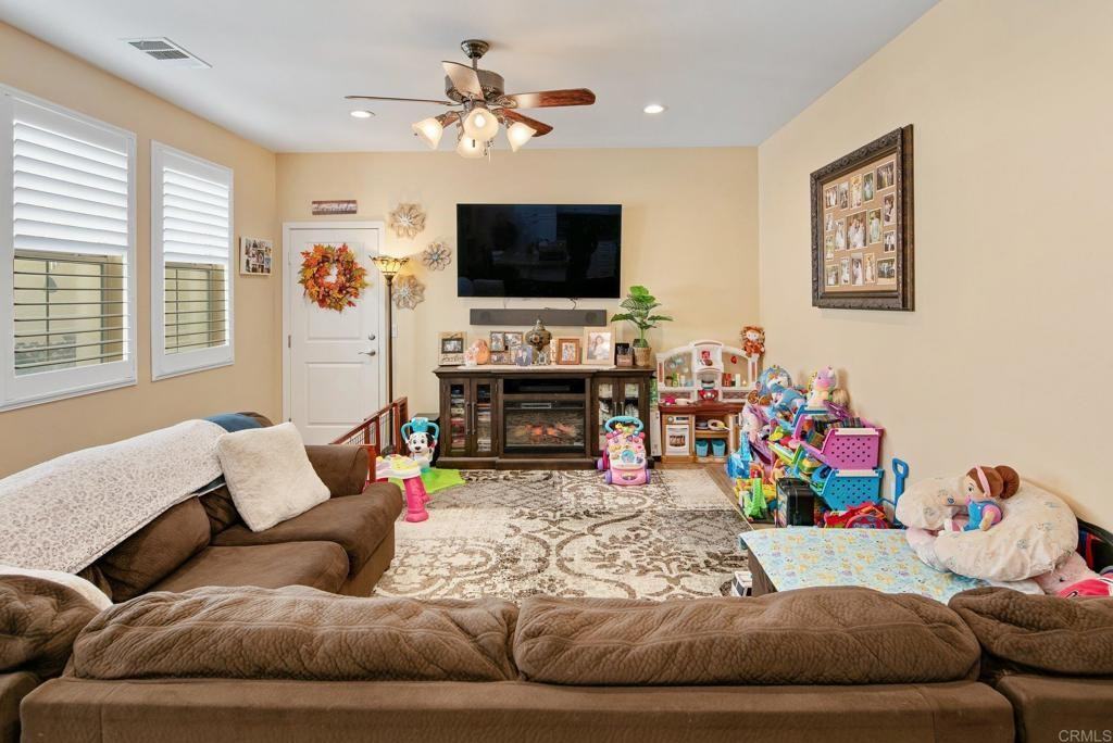 1158 Camino Prado #1158 - Photo 6 of 25