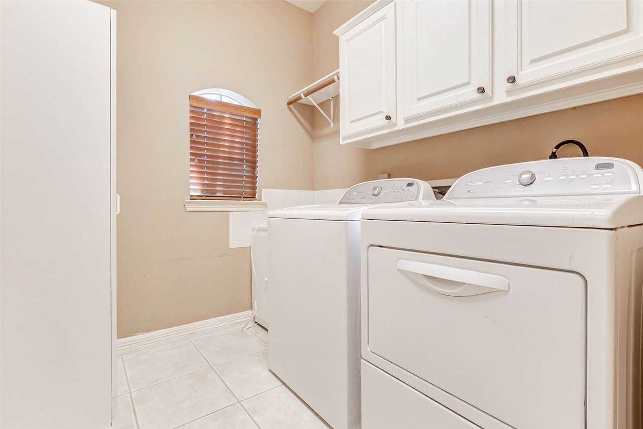 1130 Wellshire Dr #1130 - Photo 5 of 47