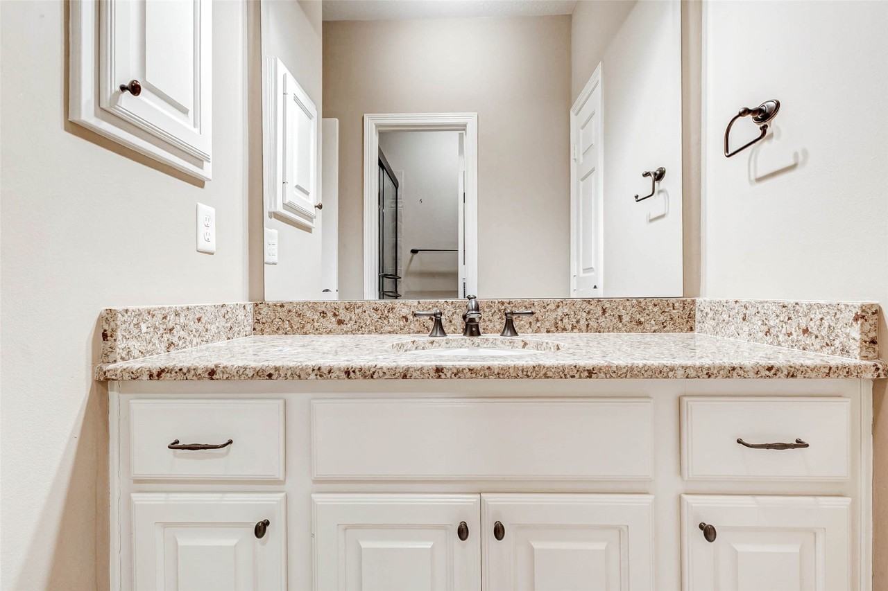 1130 Wellshire Dr #1130 - Photo 6 of 47