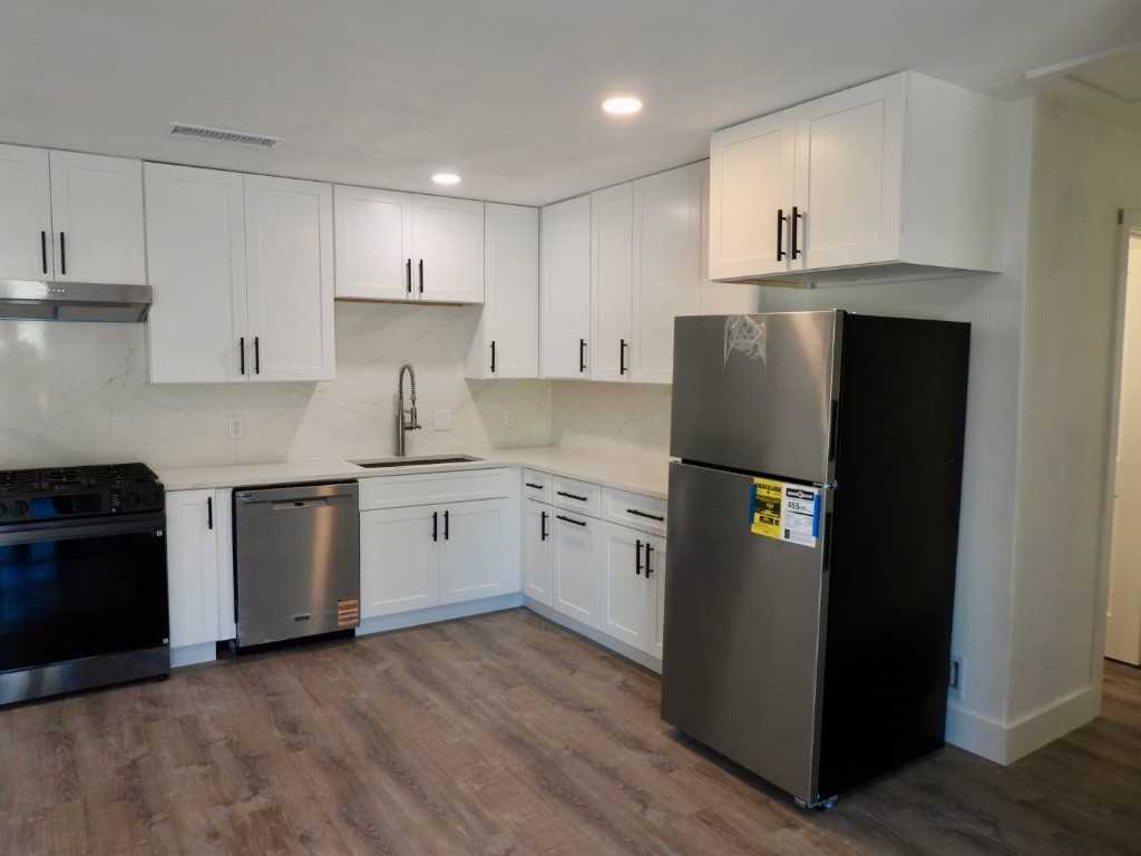 1619 Rutland Drive #1619A