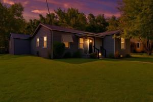 featured image of 660 Northeast 16th Street #660