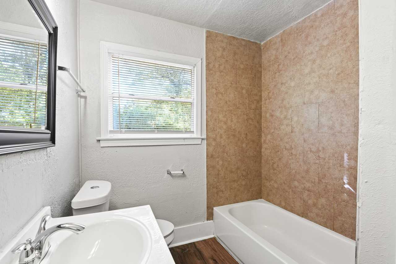 911 Patsy Dr #911 - Photo 3 of 13