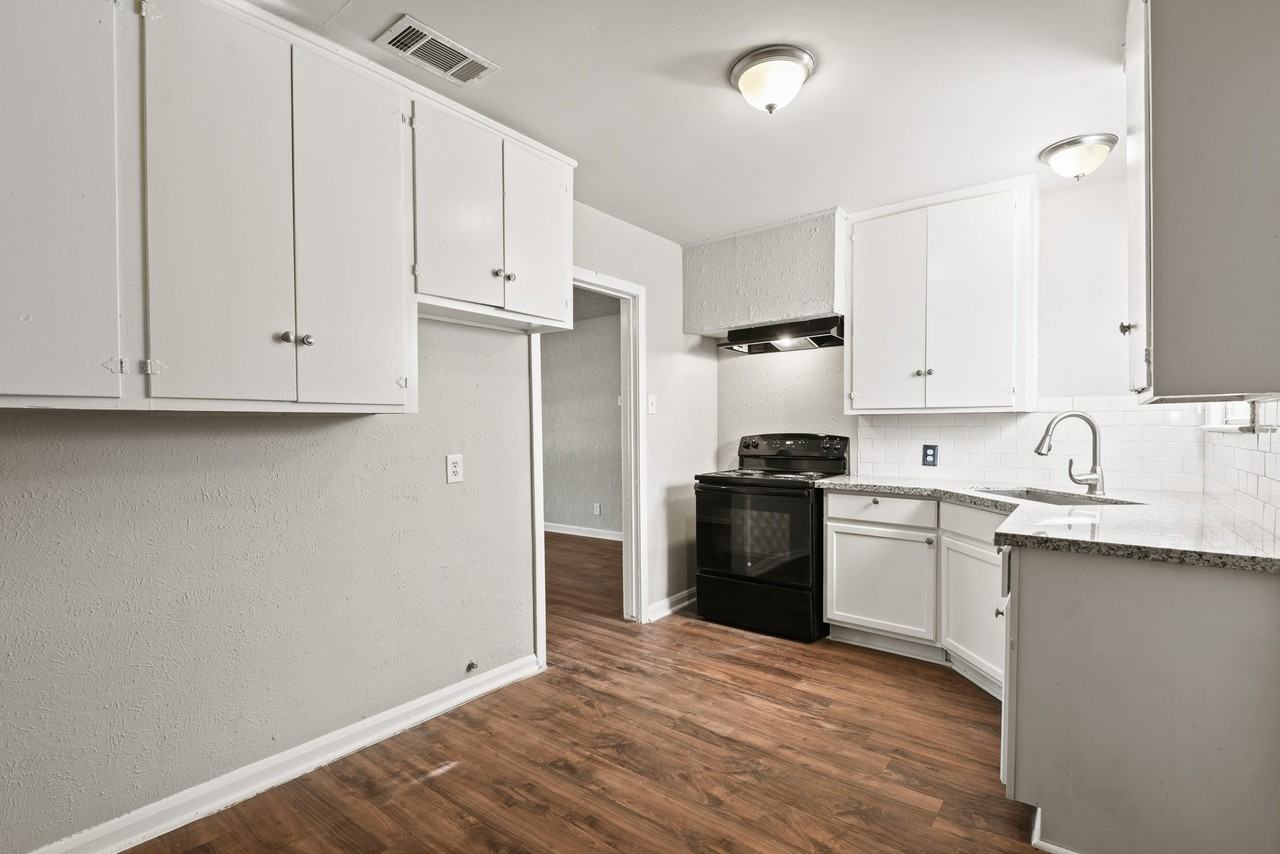 911 Patsy Dr #911 - Photo 5 of 13