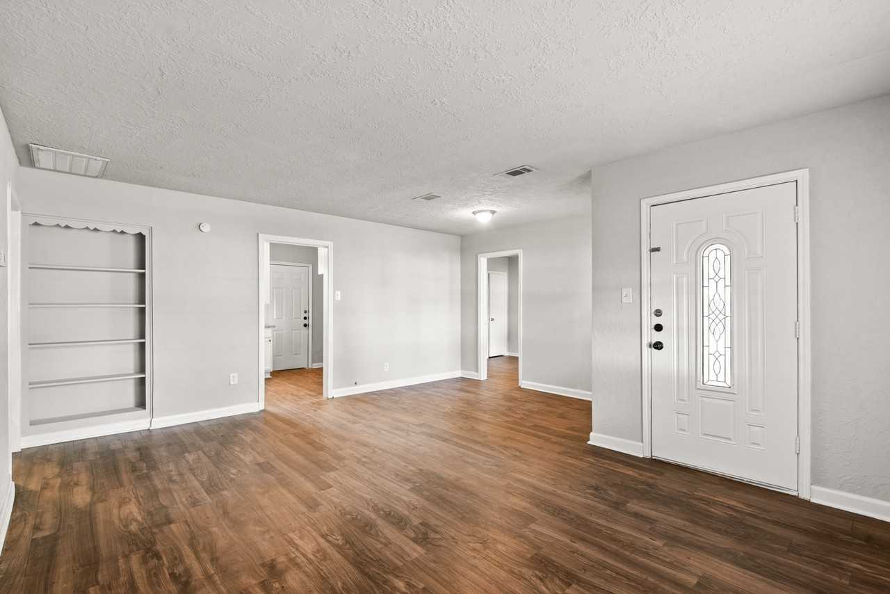 911 Patsy Dr #911 - Photo 6 of 13