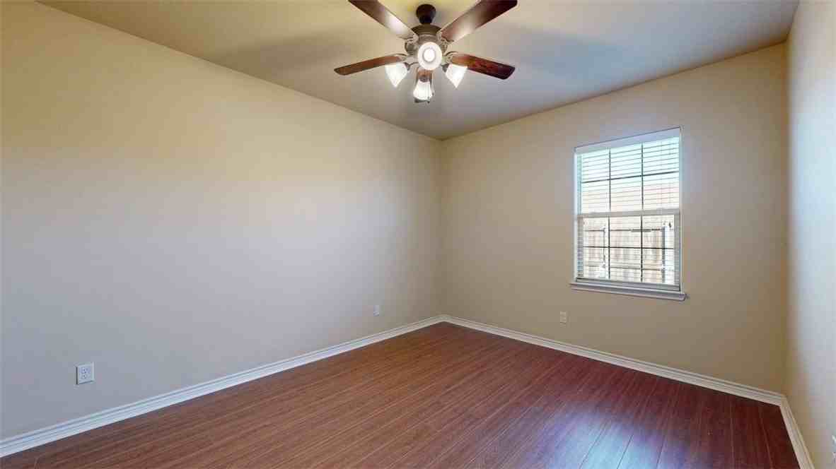 3007 Towers Pkwy #3007 - Photo 5 of 32