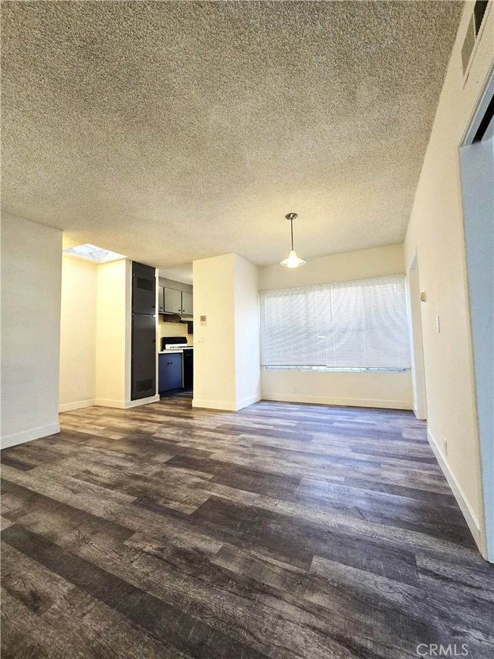 911 New Depot Street #911-7 - Photo 4 of 20