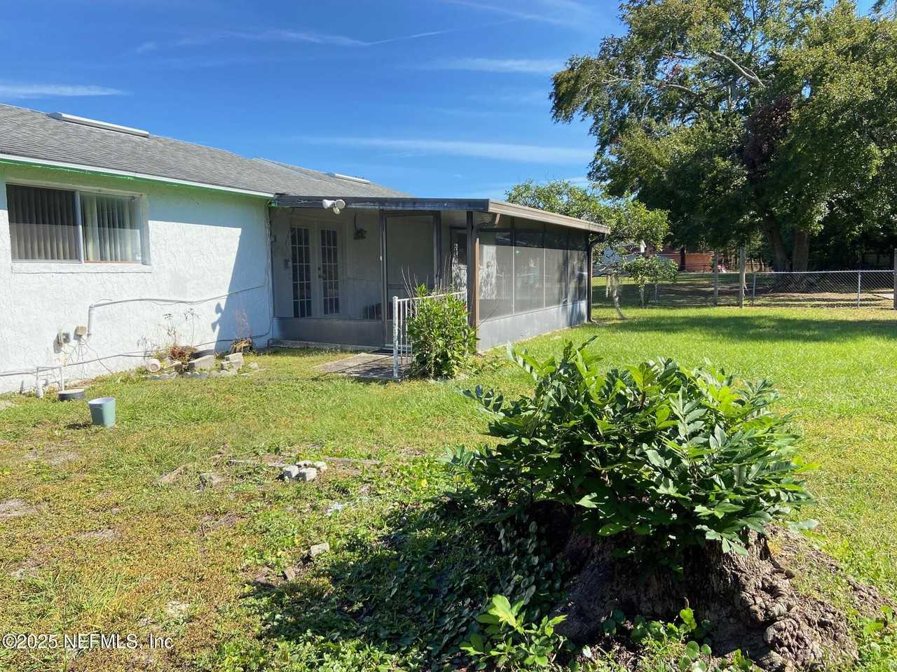 1120 Bluehill Drive North #1120 - Photo 4 of 23