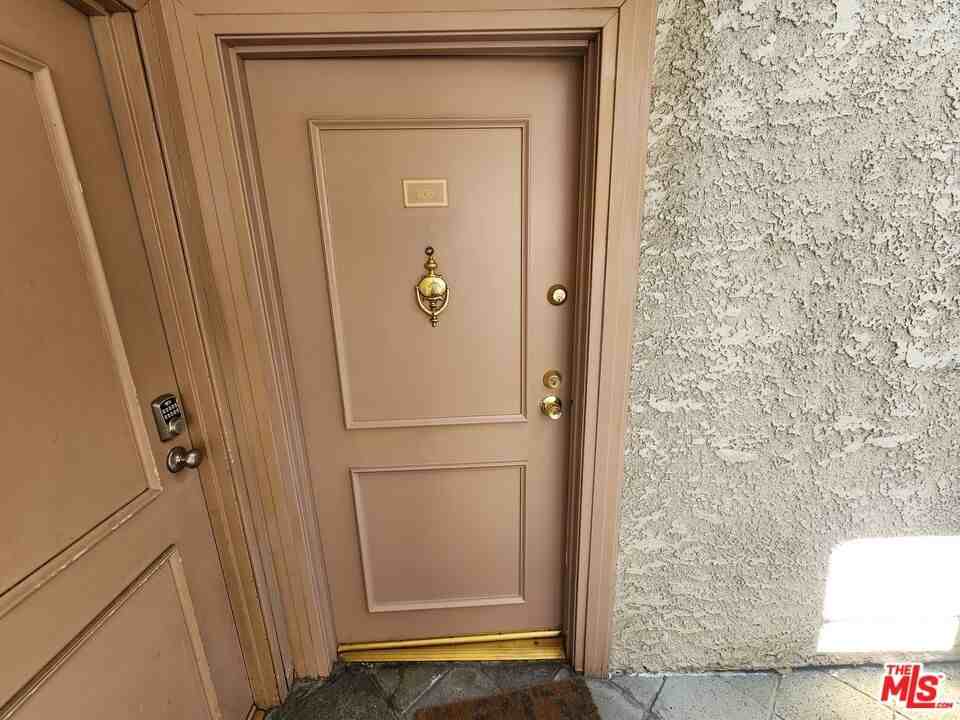 11230 Peach Grove Street #11230-106 - Photo 4 of 22