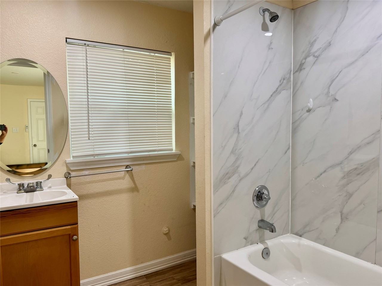 711 Hahlo Street #711STUDIO - Photo 6 of 10