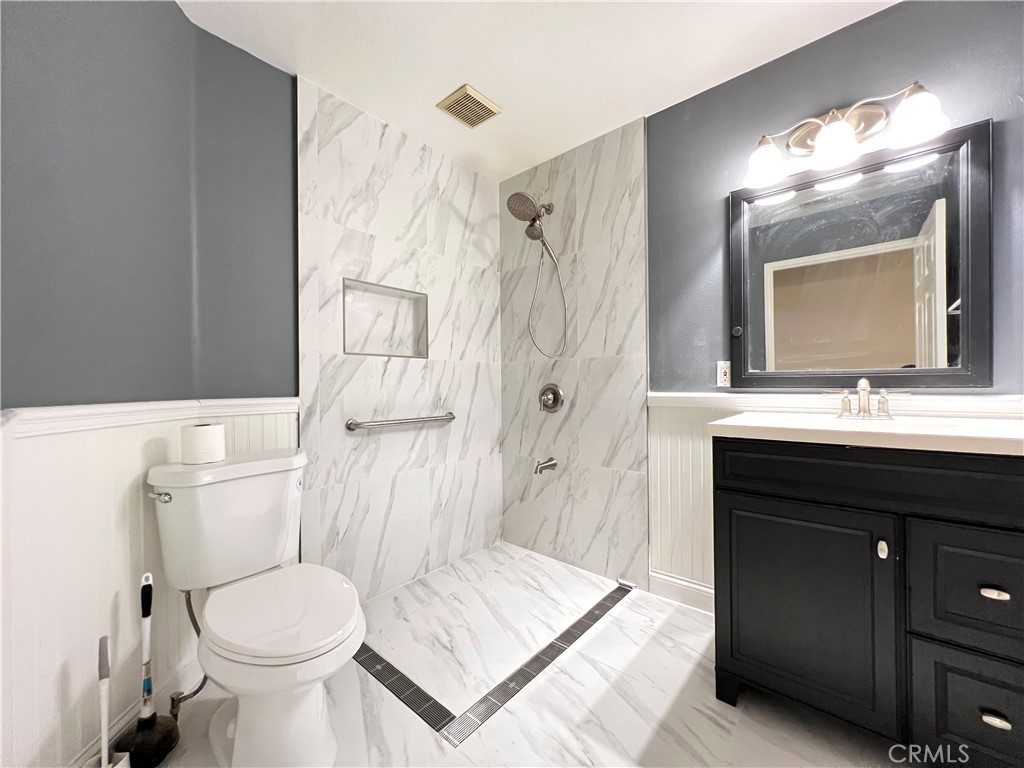 3969 Sierra Avenue #3969 - Photo 4 of 19