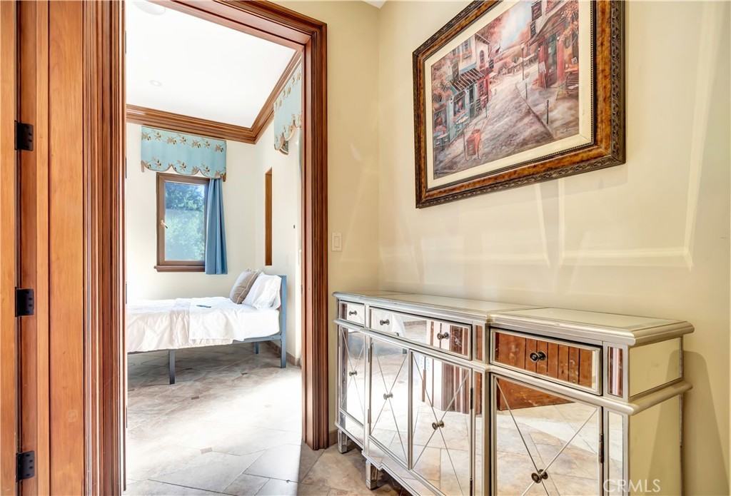 44 Hackamore Lane #44-46