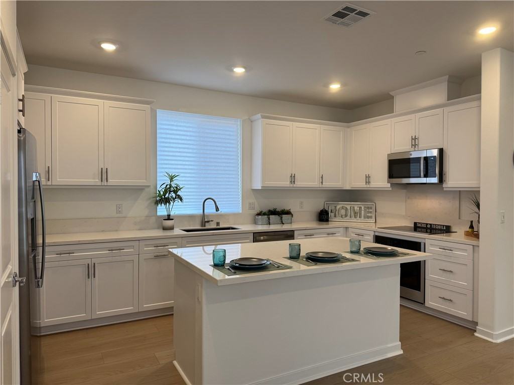 31379 Lolite Dr #31379 - Photo 2 of 37