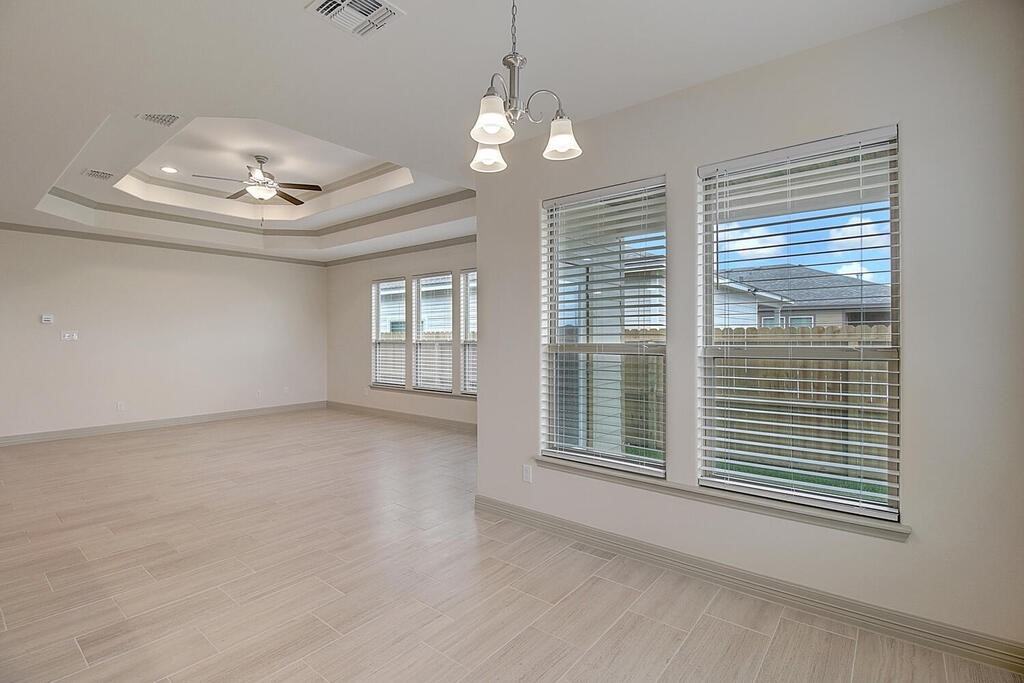 2205 Crystal Bay Dr #2205 - Photo 4 of 40