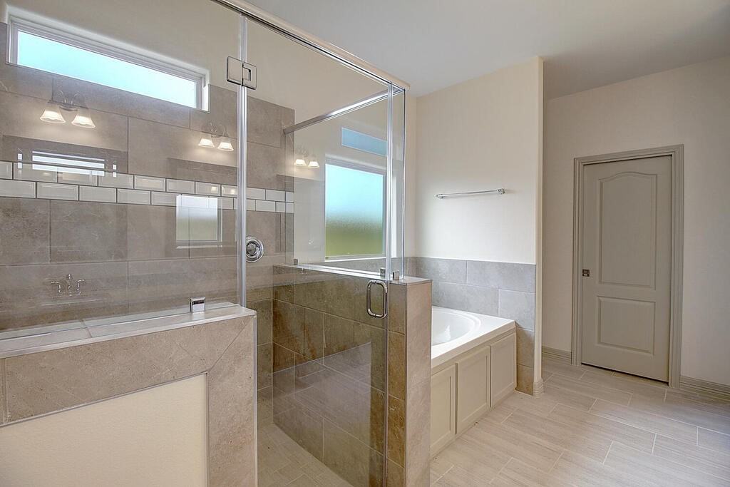 2205 Crystal Bay Dr #2205 - Photo 6 of 40