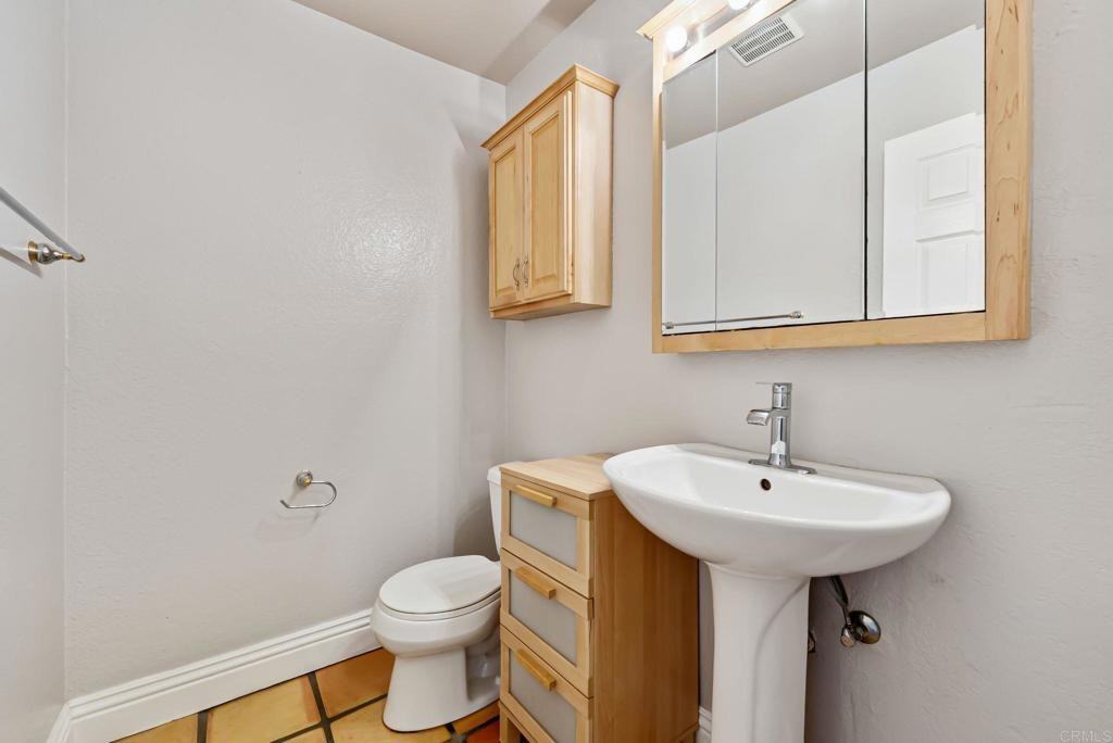 4775 Seminole Drive #4775-105 - Photo 7 of 32