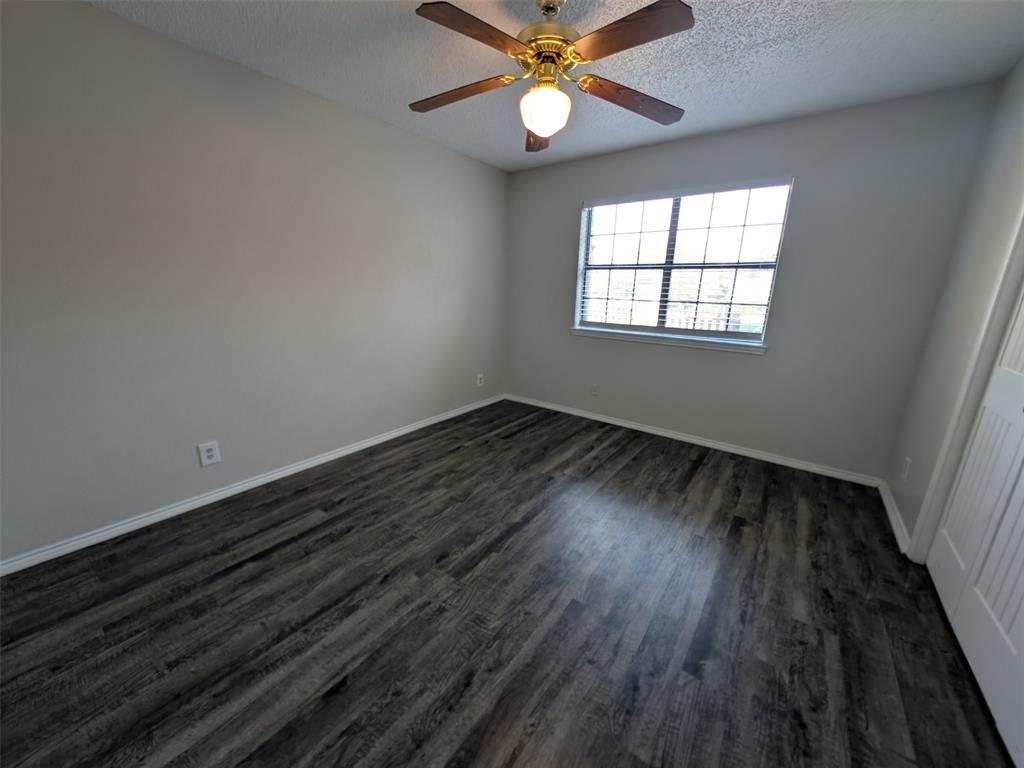 115 Meadowview Drive #115-7 - Photo 3 of 13