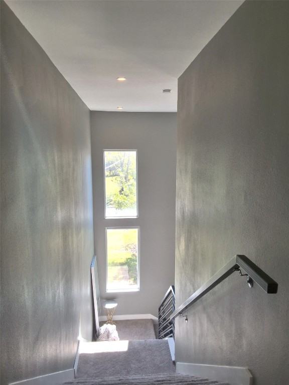 724 Ramsey Ave #724 - Photo 5 of 36