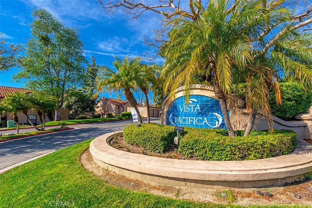 1046 Calle Del Cerro