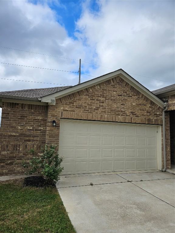 110 Marimoor Drivw #110 - Photo 3 of 38