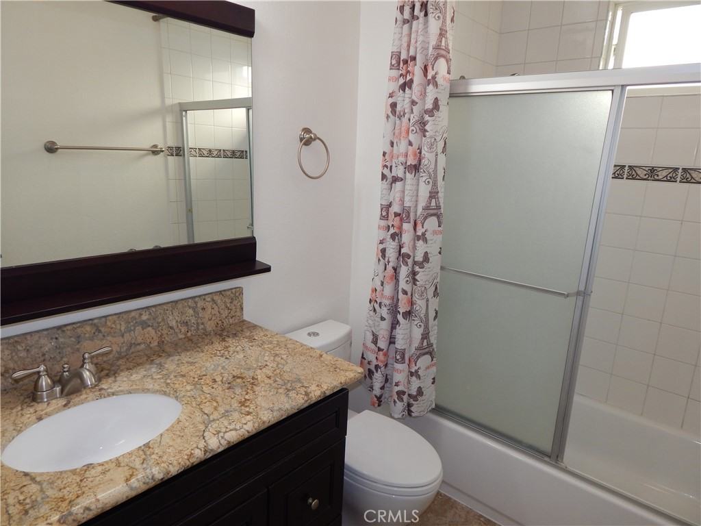 11834 Gilmore St #11834 - Photo 5 of 26