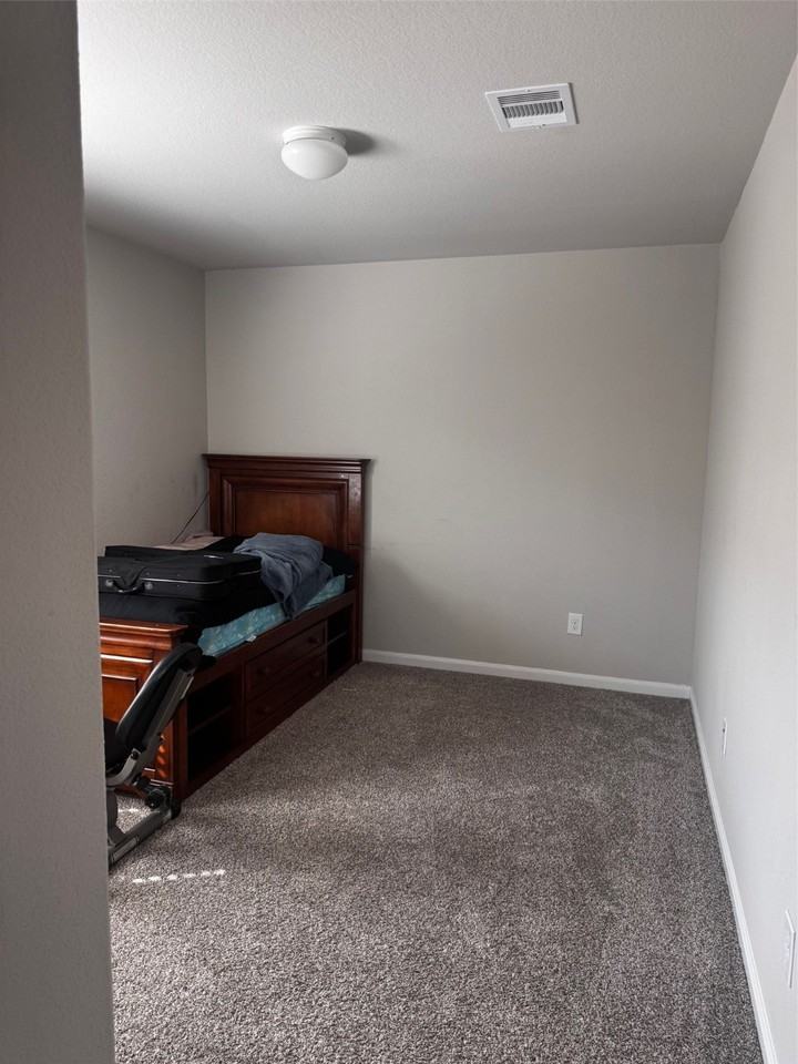 5515 Russett Bay Ct #5515 - Photo 7 of 30