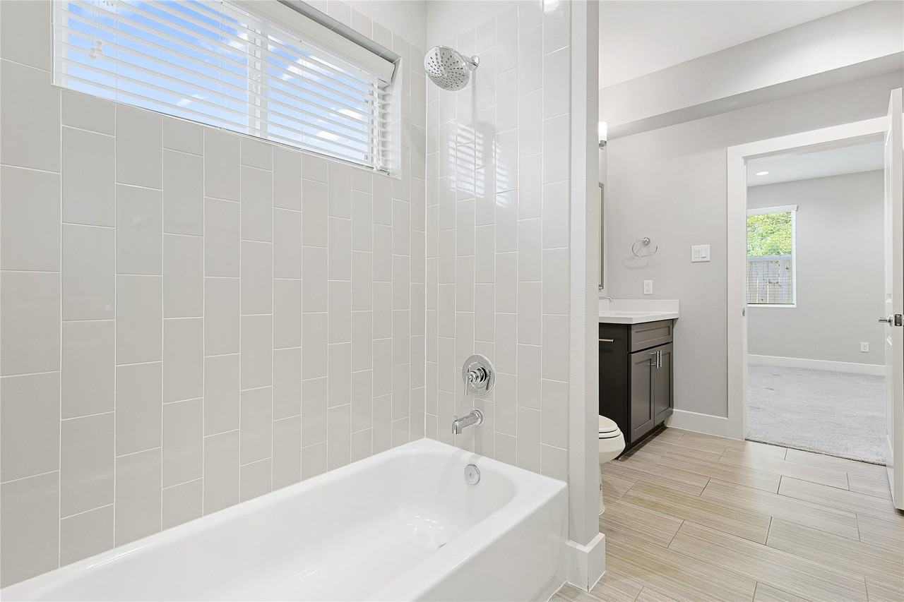 1222 Upton St #1222 - Photo 5 of 41