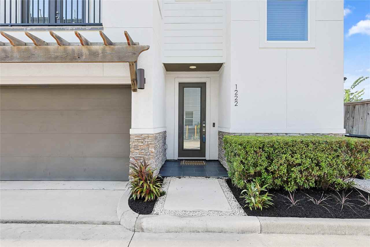 1222 Upton St #1222 - Photo 6 of 41