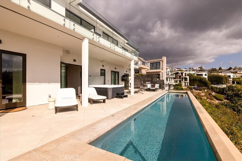 1515 Tahiti Ave #1515B - Photo 5 of 19