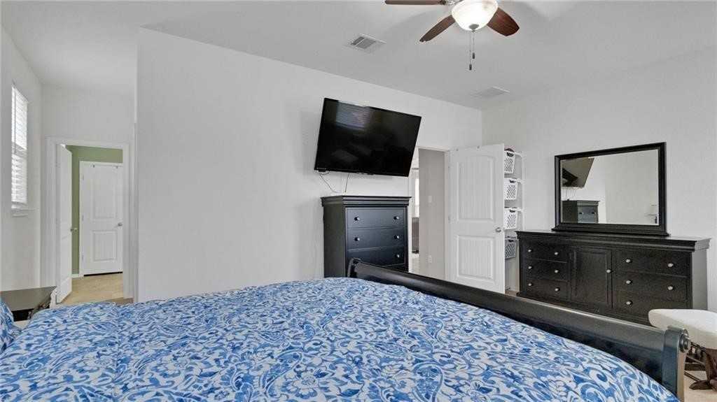 330 New Bridge Drive #330 - Photo 5 of 18