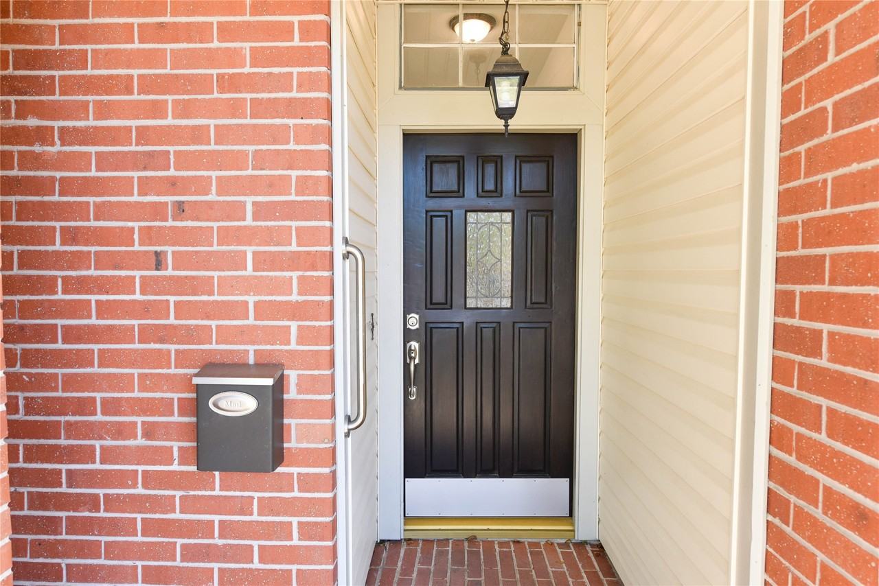 8558 Laurel Trails Drive #8558 - Photo 2 of 18