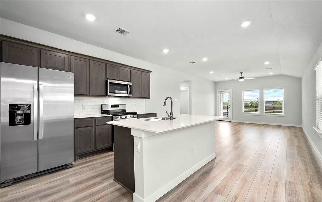 925 Kickapoo Ln #925 - Photo 7 of 20