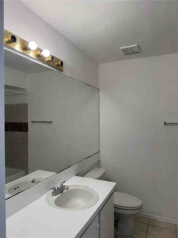 1924 Lake Atrium Circle #1924-50 - Photo 3 of 9