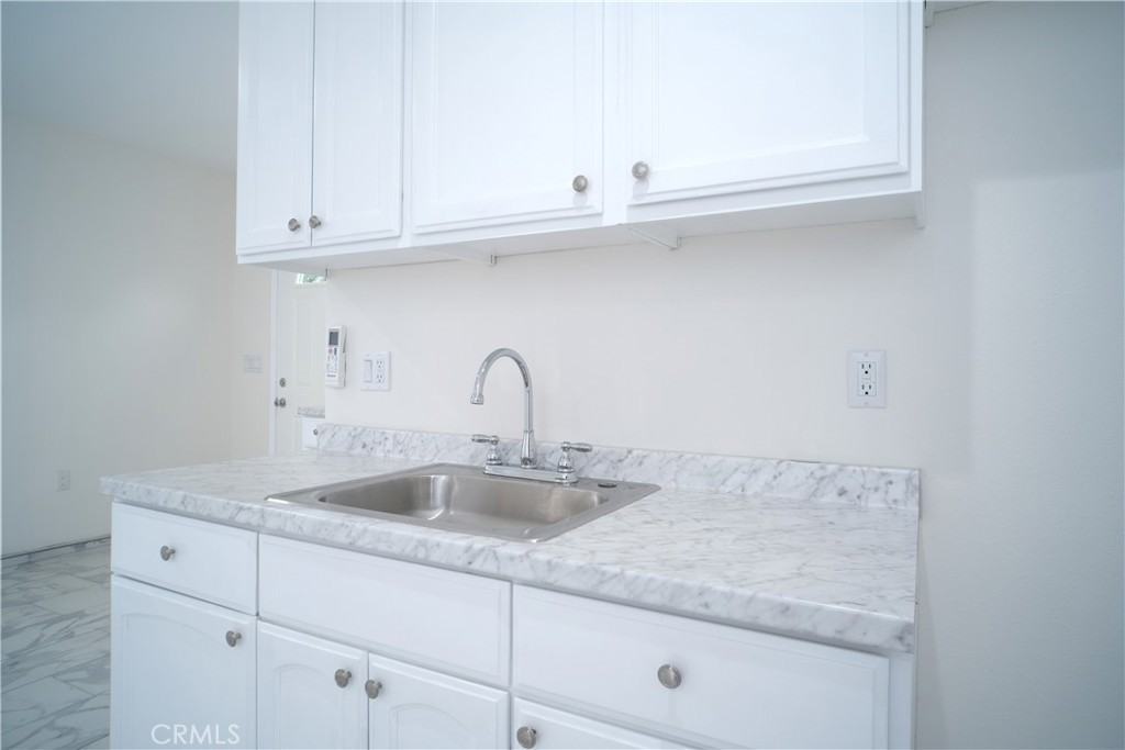 8163 Willis Ave #8163 - Photo 5 of 11