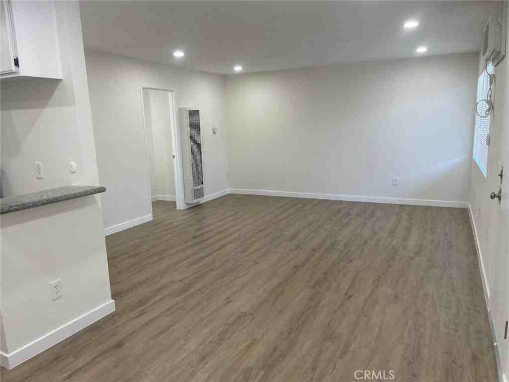 8135 Reseda Boulevard #8135-9 - Photo 6 of 8