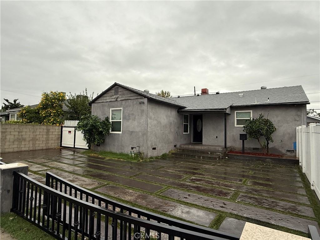 6716 Etiwanda Avenue #6716 - Photo 2 of 11