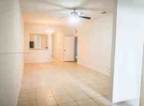 4 Southwest 15th Road #4 - Photo 1 of 1