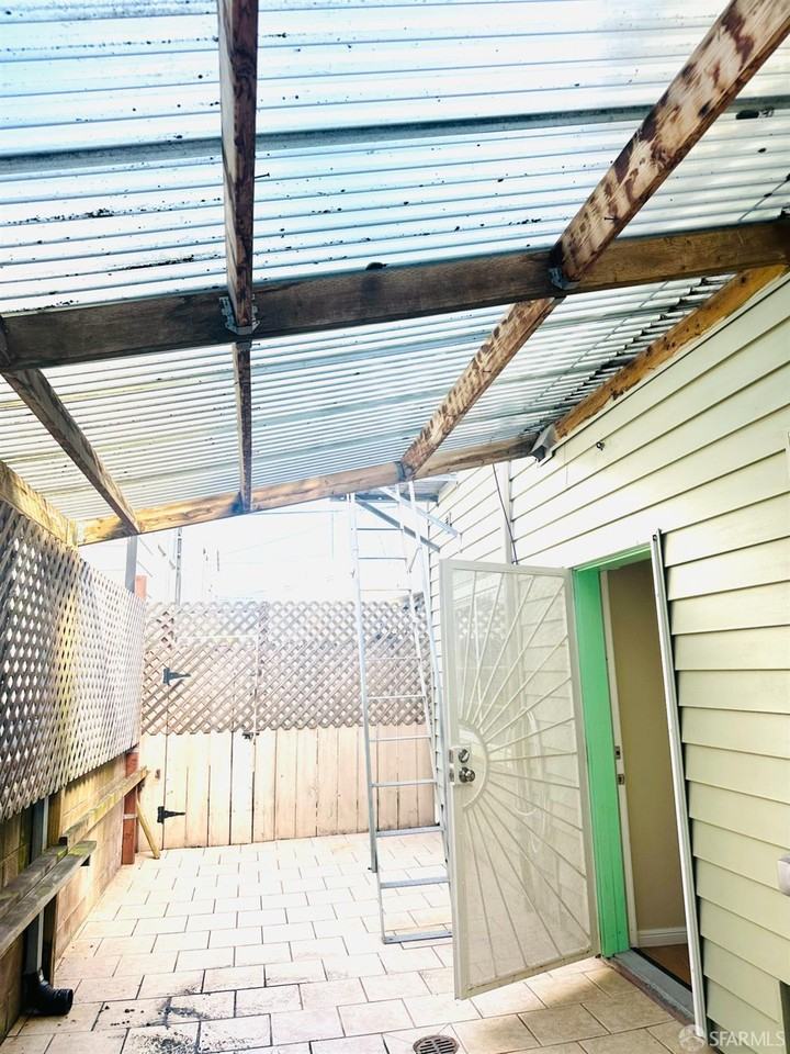 5654 Mission Street #5654