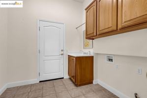 featured image of 909 Suntan Lane #909