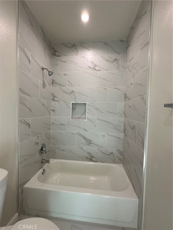 4010 Sierra Avenue #4010A - Photo 3 of 8