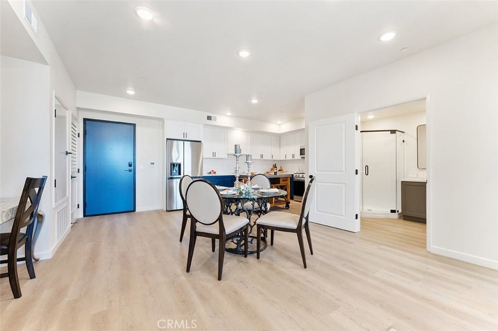 4064 Live Oak Avenue