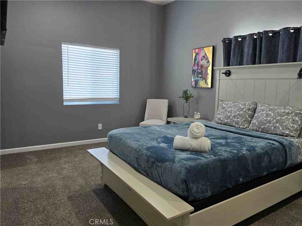 3173 K St #3173 - Photo 5 of 18