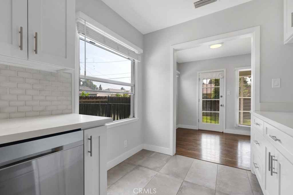 18350 Lorne Street #18350 - Photo 4 of 27