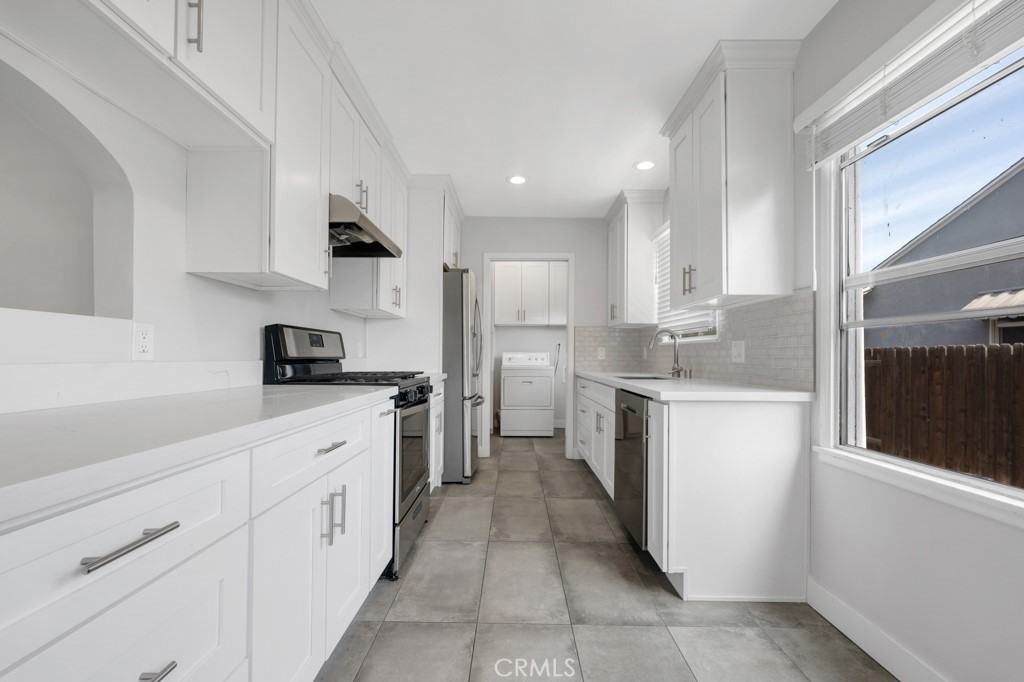 18350 Lorne Street #18350 - Photo 6 of 27