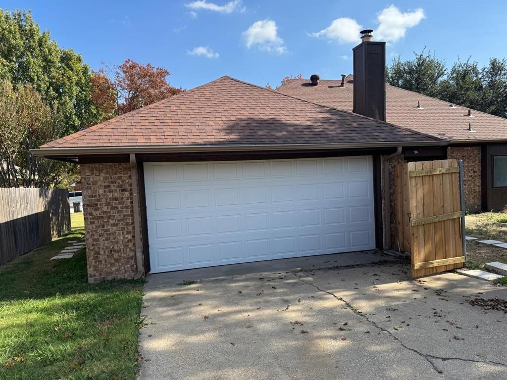 211 Douglas Dr #211 - Photo 2 of 18