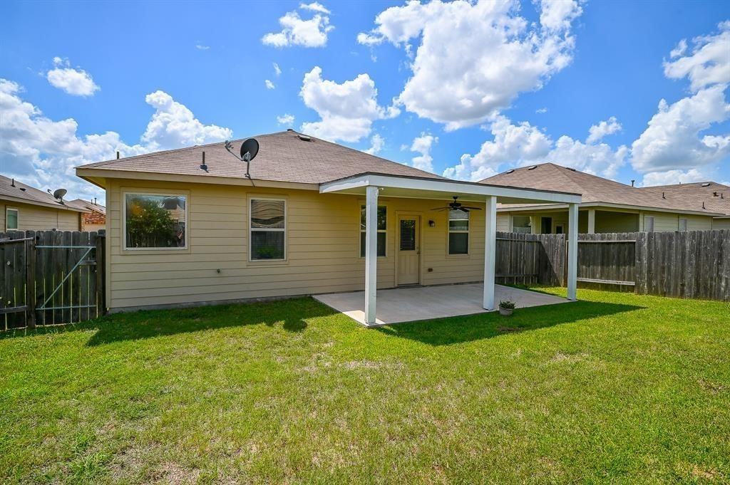 5502 Floral Valley Ln #5502 - Photo 5 of 27