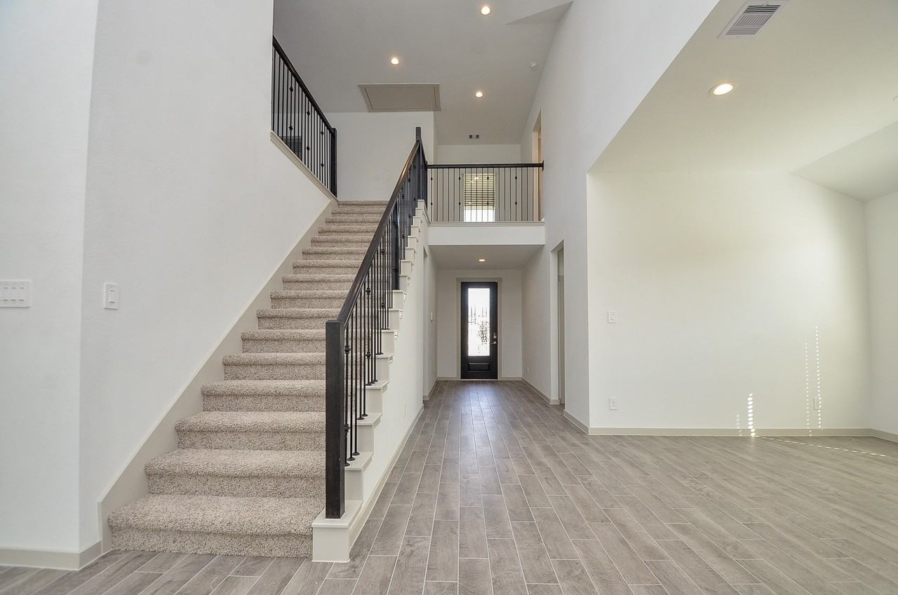 29203 Pikes Peak Drive #29203