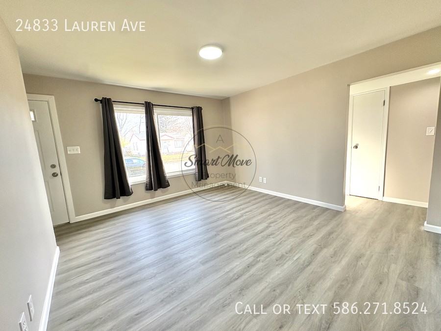 24833 Lauren Ave - Photo 3 of 18