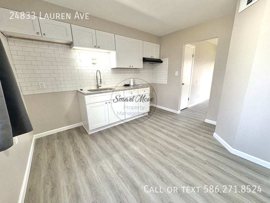 24833 Lauren Ave - Photo 6 of 18
