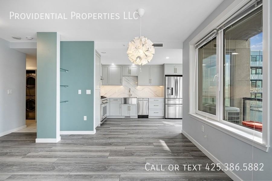 2721 1st Avenue #702 - Photo 3 of 21