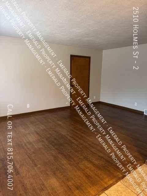 2510 Holmes Street #2 - Photo 4 of 8